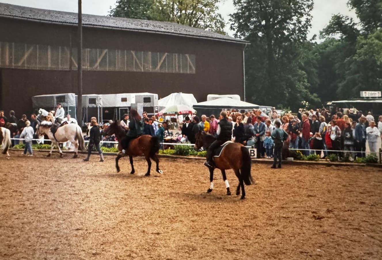 Ringreiten auf Gut Silk im Jahr 1995